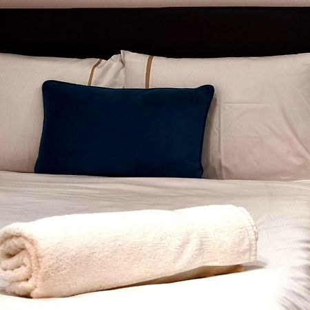 Brand New Collection Of Studios Close To Tube Station لندن المظهر الخارجي الصورة