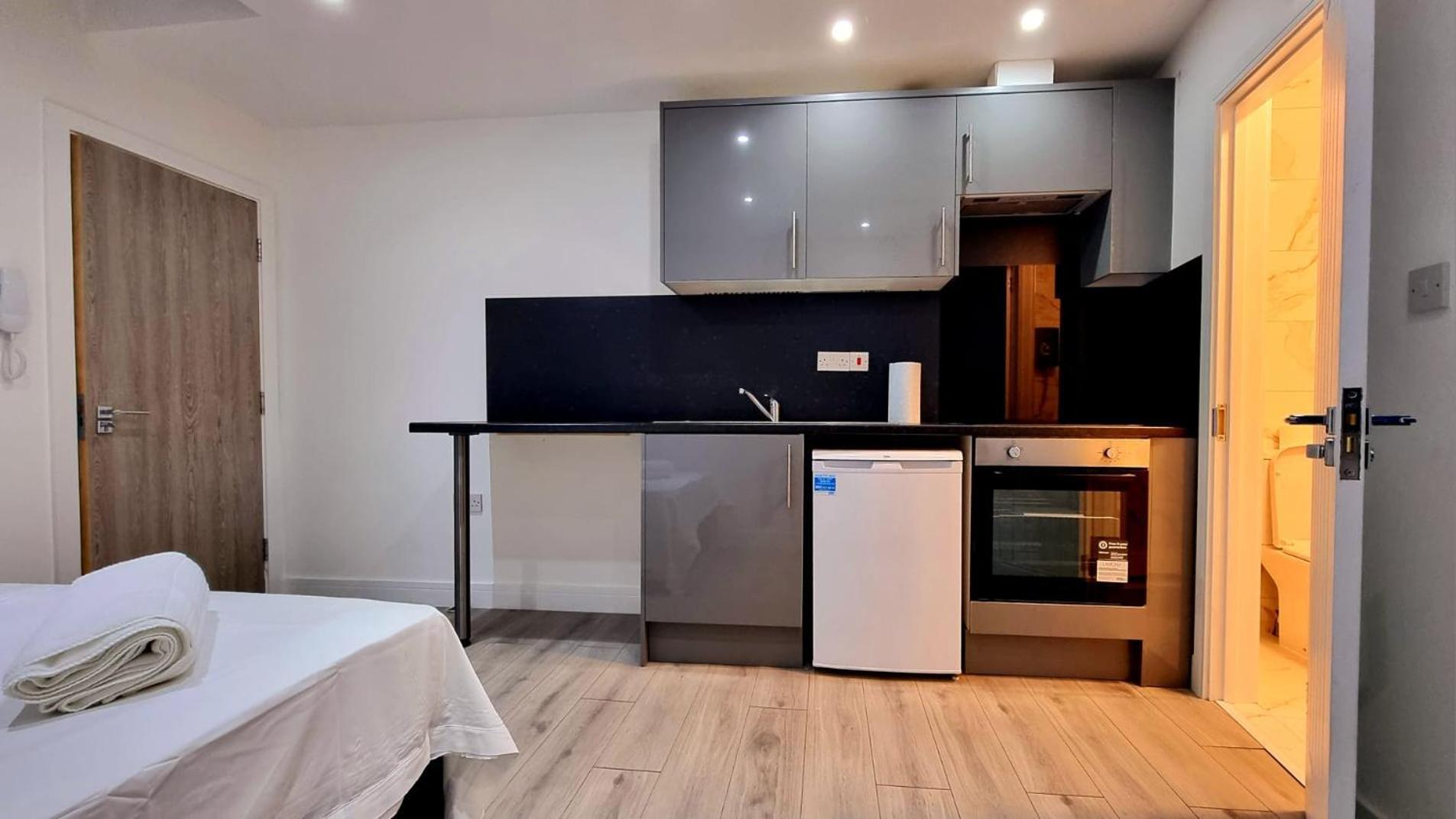 Brand New Collection Of Studios Close To Tube Station لندن المظهر الخارجي الصورة
